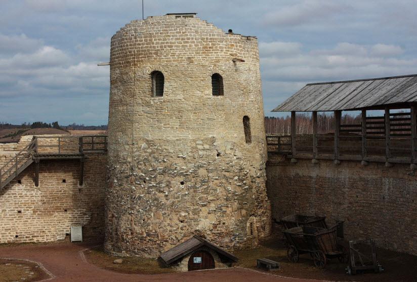 Башня Луковка считается самой старой по дате постройки